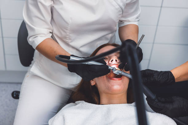 Best Emergency Dentist for Knocked-Out Tooth in Town N Country, FL